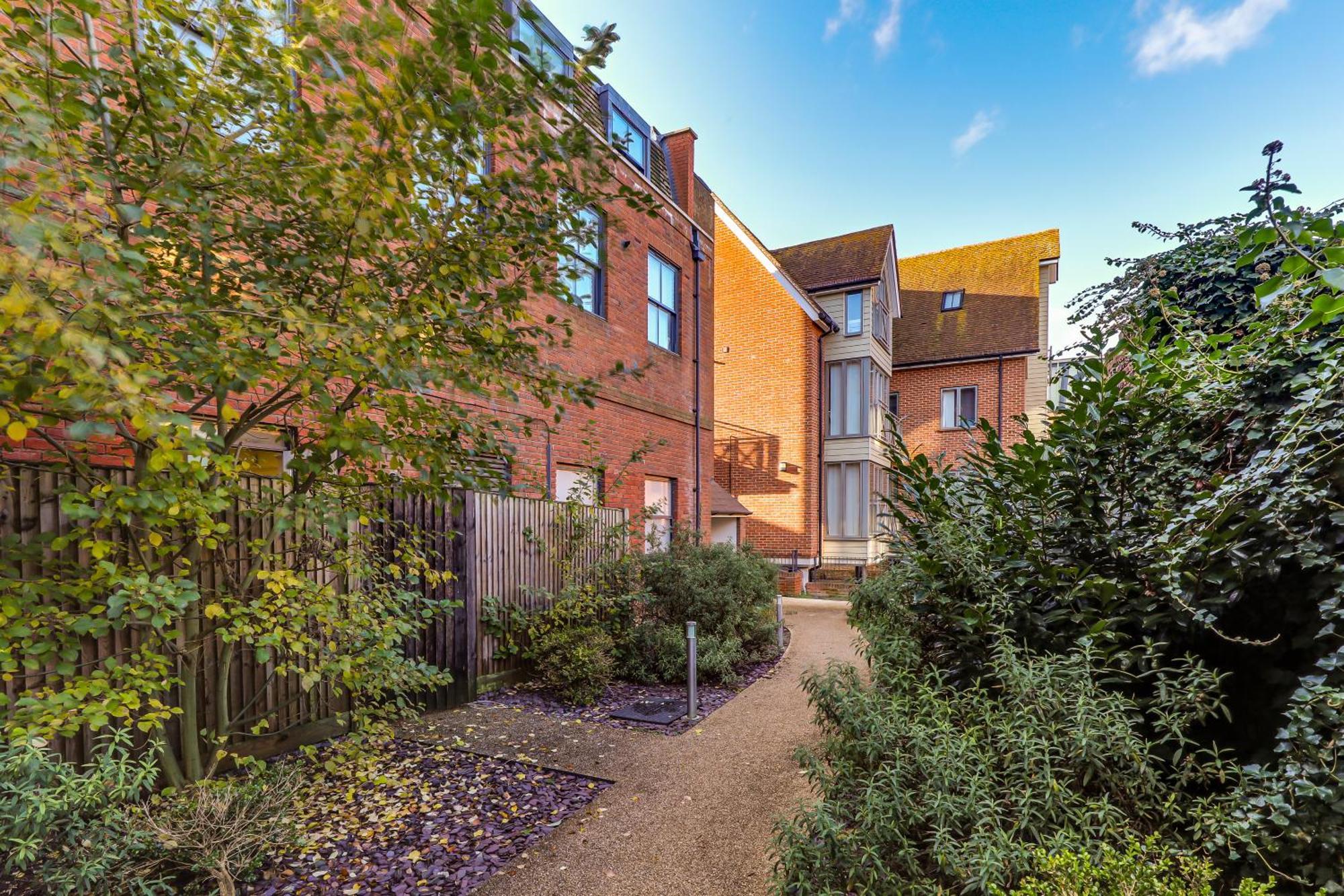 Exceptionally Spacious Central Canterbury Home Zewnętrze zdjęcie