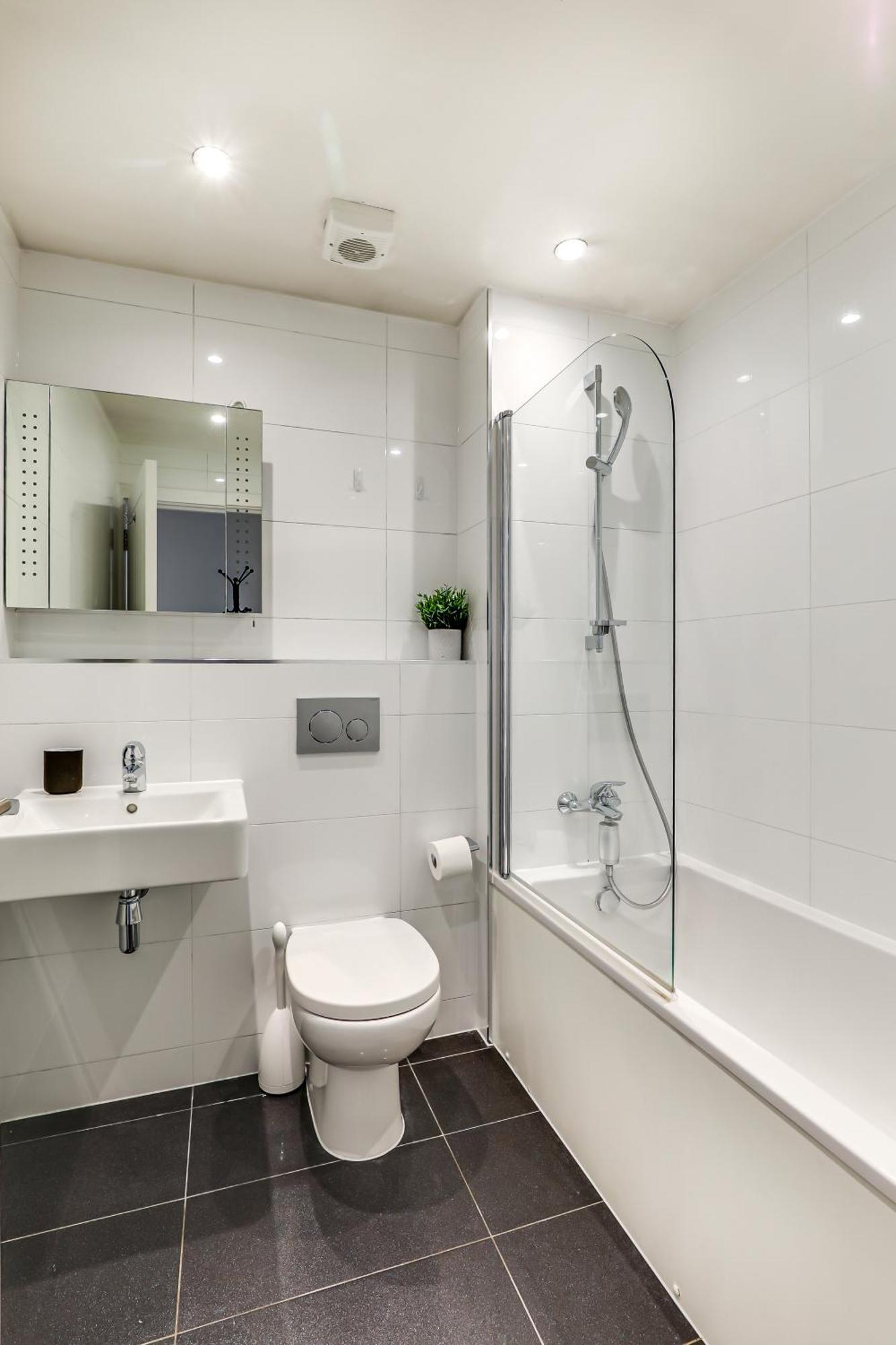 Exceptionally Spacious Central Canterbury Home Zewnętrze zdjęcie